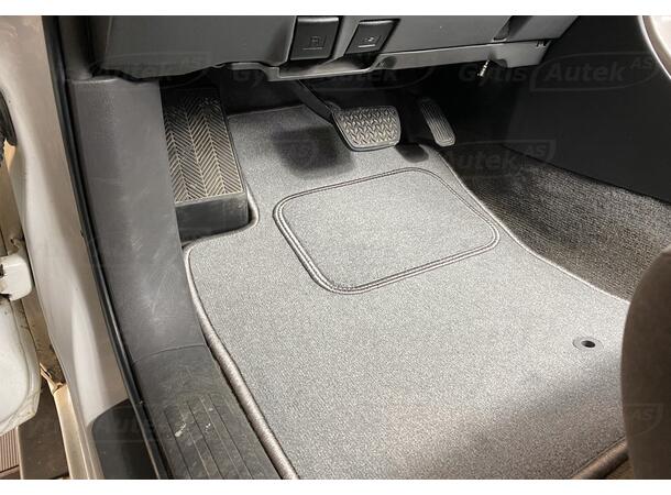 Gulvmatter i stoff til Toyota Land Cruiser 120 | gytisautek.no