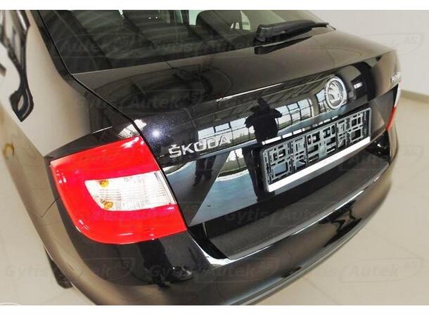 Bakfangerbeskytter til Skoda Rapid 2013-2019 | gytisautek.no