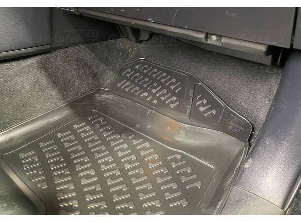 Gulvmatter | Toyota Land Cruiser 150 2014-2024 | gytisautek.no