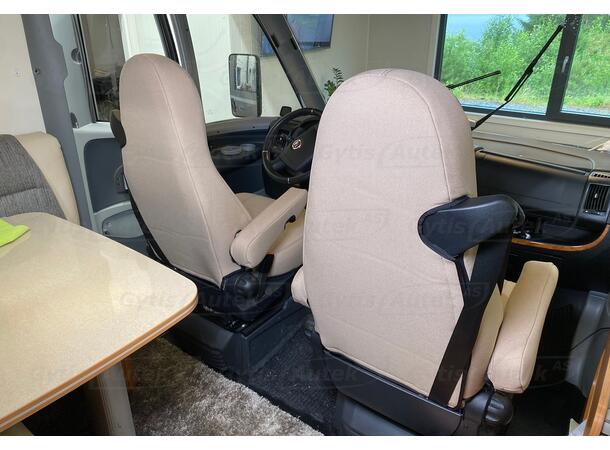 Bobil setetrekk. Beige Challenger Aguti GIS-Liner 