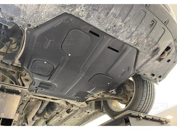 Bunnplate. Plast. Forsterket Mitsubishi Outlander 2013-2021 