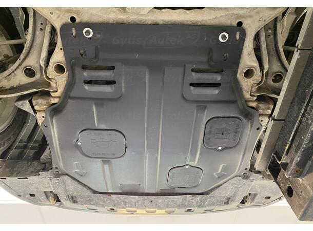 Bunnplate. Plast. Forsterket Mitsubishi Outlander 2013-2021 