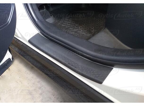 Innstigningslister i plast til Toyota RAV4 2019-> | gytisautek.no