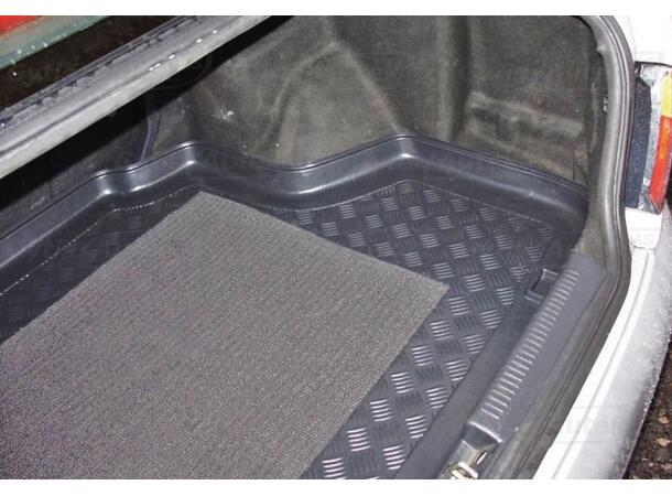 Bagasjeromsmatte | Mitsubishi Carisma 1995-2004 |