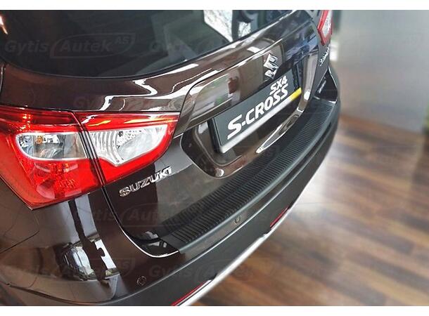 Bakfangerbeskytter til Suzuki SX4 S-Cross 2013-> | gytisautek.no