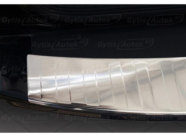 Bakfangerbeskytter til Toyota RAV4 2009-2010 | gytisautek.no