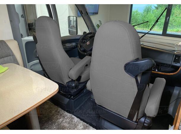 Bobil setetrekk. Grå Challenger Aguti GIS-Liner 