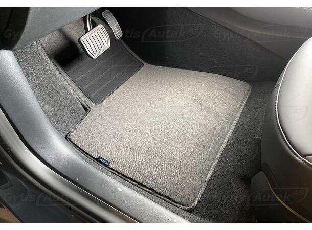 Gulvmatter i stoff | Tesla Model 3 2018-> |gytisautek.no