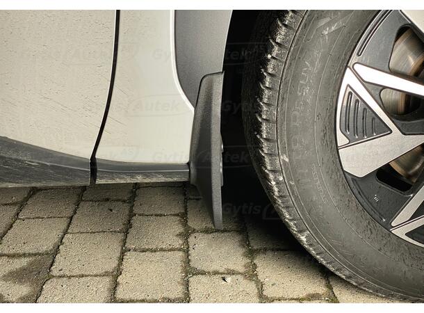 Skvettlapper. Foran og bak. Plast Toyota bZ4X 2022-> 