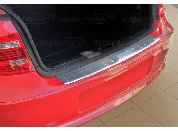 Bakfangerbeskytter til BMW 1 ser. E81/E87 2004-2011 | gytisautek.no