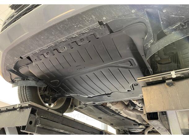 Bunnplate. Plast Audi Q3 2019-> 