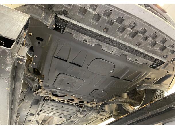 Bunnplate. Plast. Forsterket Seat Leon 2012-2020 