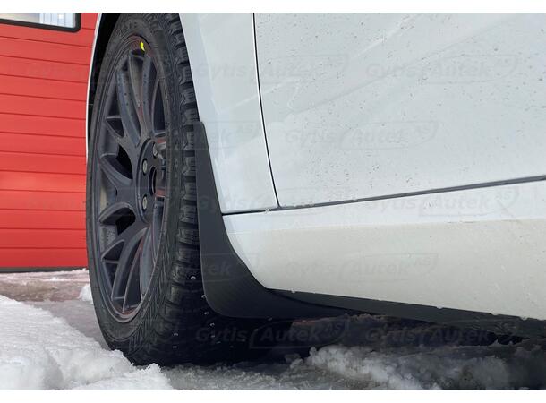 Skvettlapper | Tesla Model 3 2023-> | gytisautek.no