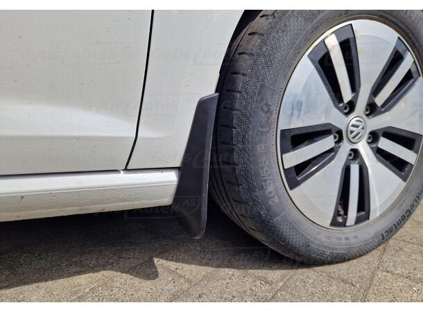 Skvettlapper | VW Golf VII 2012-2020 | gytisautek.no