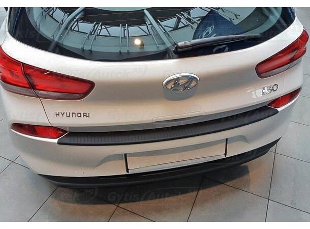 Bakfangerbeskytter til Hyundai i30 2017-> | gytisautek.no