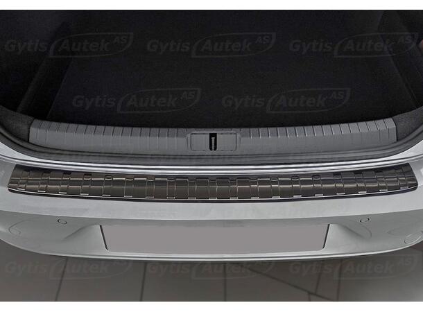 Bakfangerbeskytter til VW Passat B8 2015-> | gytisautek.no