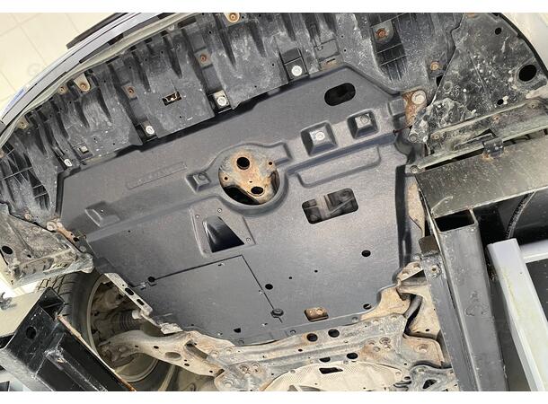 Plate under motor til Toyota Auris 2013-2018 | gytisautek.no