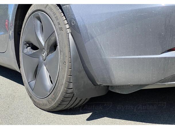 Skvettlapper | Tesla Model 3 2018-2023 | gytisautek.no