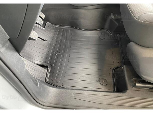 Gulvmatter. Foran. Gummi Ford Transit Connect 2024-> 
