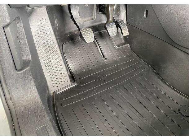 Gulvmatter. Foran. Gummi Ford Transit Connect 2024-> 