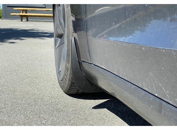 Skvettlapper | Tesla Model 3 2018-2023 | gytisautek.no