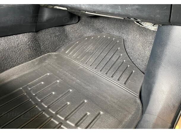 Gulvmatter. Gummi Toyota RAV4 2013-2018 