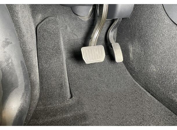 Gulvmatter i stoff | Tesla Model Y 2021-> |gytisautek.no