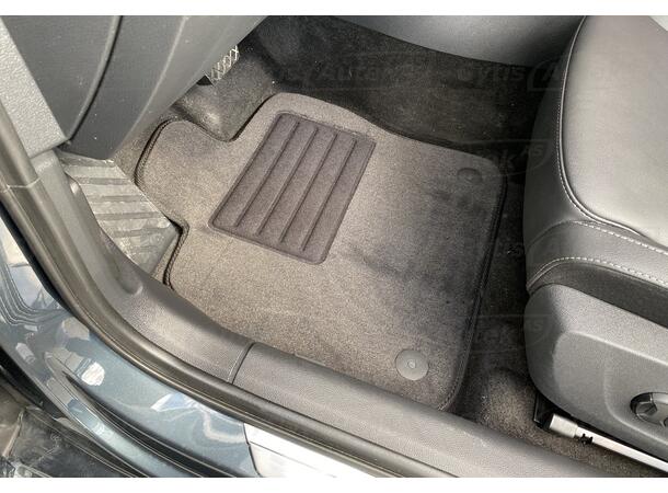 Gulvmatter i stoff til Skoda Octavia 2020-> | gytisautek.no