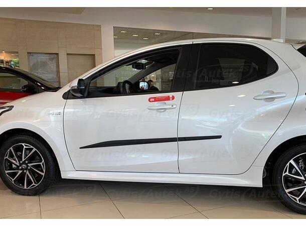 Sidelister | Mazda 2 Hybrid 2022-> | gytisautek.no
