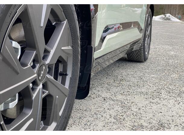 Skvettlapper. Foran og bak. Plast Kia EV3 2024-> 