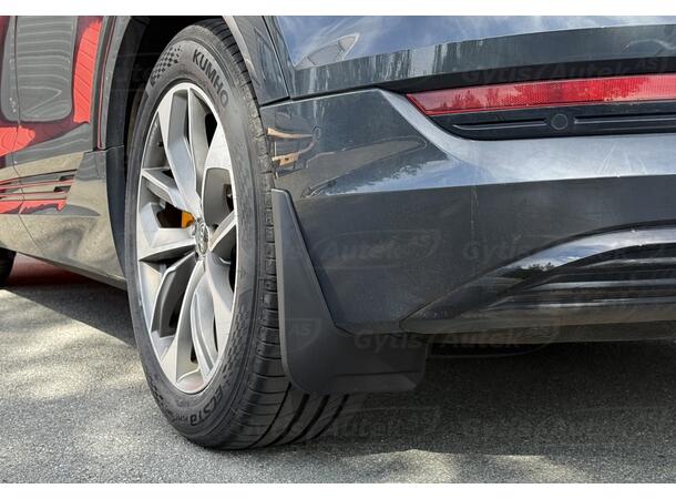 Skvettlapper | Audi Q8 e-tron 2023-2025 | gytisautek.no