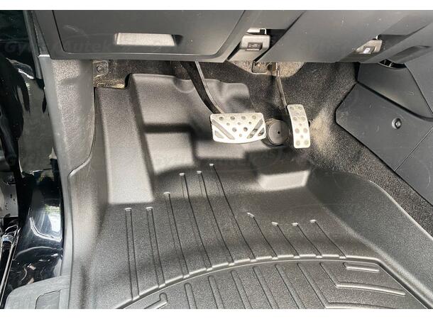 Gulvmatter. Plast Mitsubishi Pajero 2007-2020 