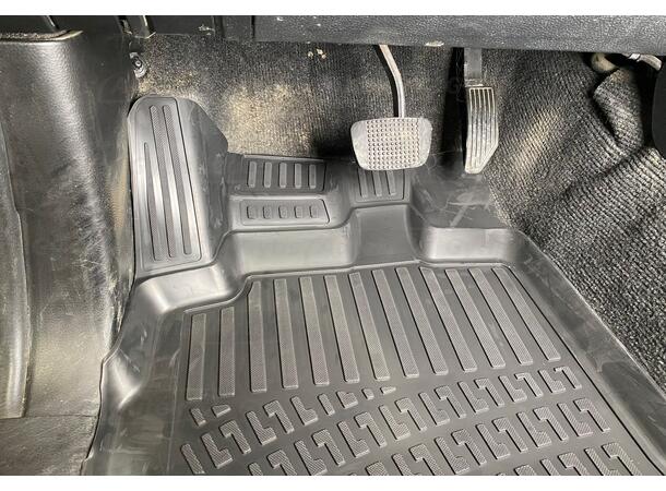 Gulvmatte | Isuzu D-Max 2021-> | gytisautek.no