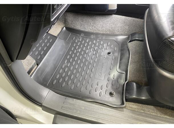 Gulvmatter til Toyota Land Cruiser 150 2009-2013 | gytisautek.no