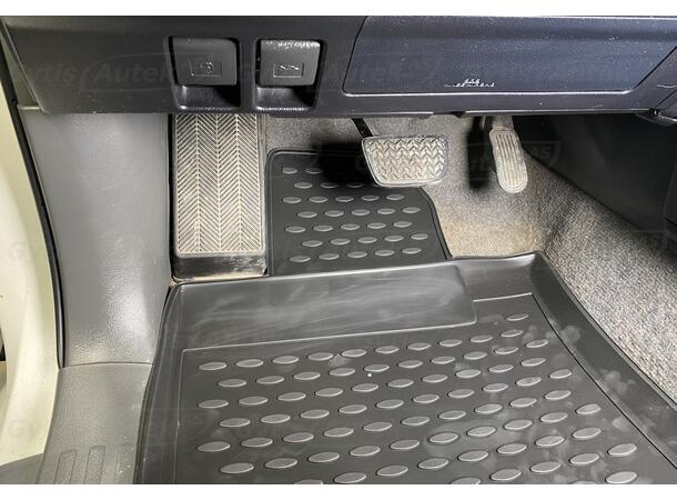 Gulvmatter til Toyota Land Cruiser 150 2009-2013 | gytisautek.no