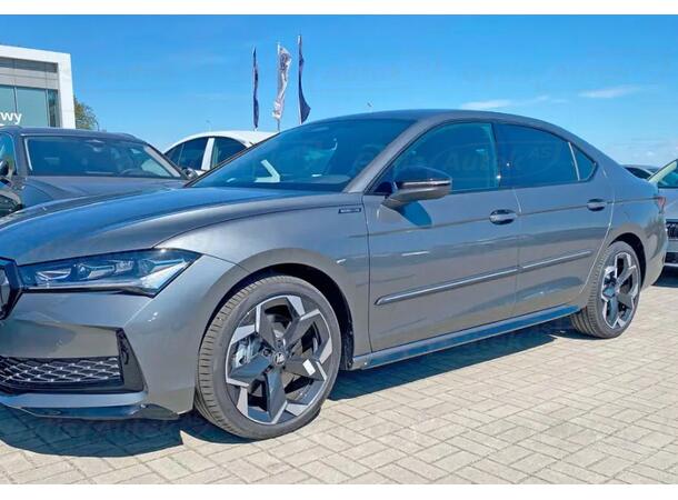 Sidelister | Skoda Superb 2024-> | gytisautek.no