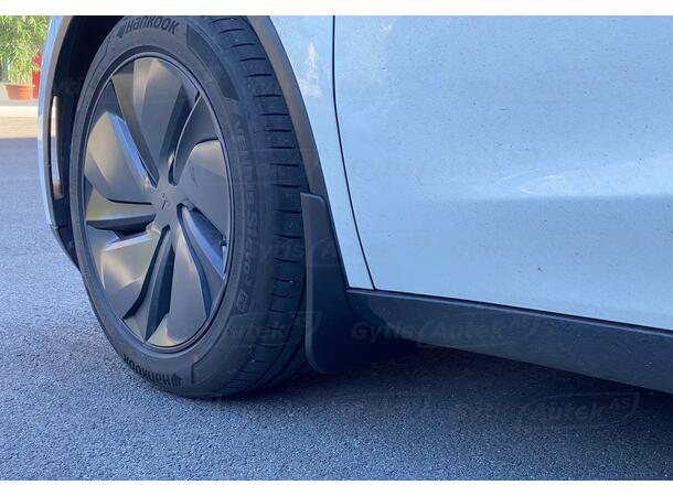 Skvettlapper | Tesla Model Y 2025-> Juniper | gytisautek.no