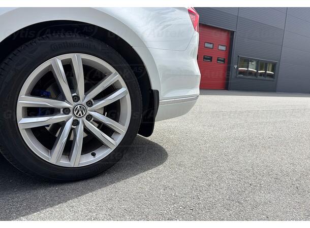 Skvettlapper | VW Passat B8 2015-2023 | gytisautek.no