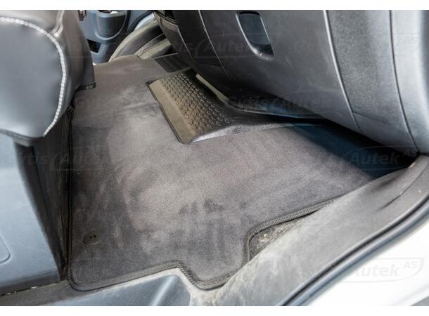 Gulvmatter i stoff til Iveco Daily 2014-> | gytisautek.no