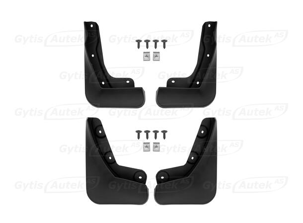 Skvettlapper | Polestar 4 2024 -> | gytisautek.no