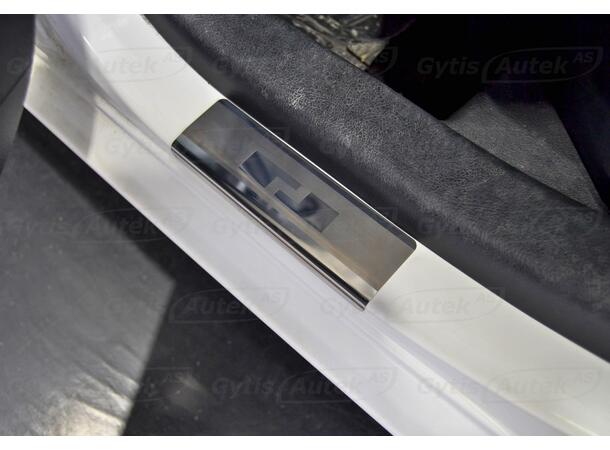 Toyota Yaris 2010-2014 | Innstigningslister |  gytisautek.no