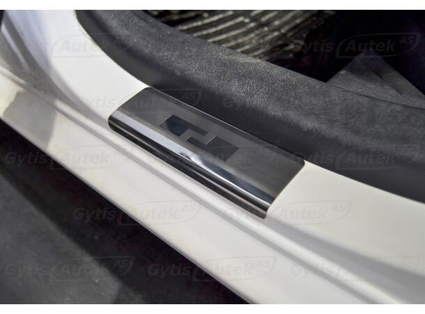 Toyota Yaris 2010-2014 | Innstigningslister |  gytisautek.no