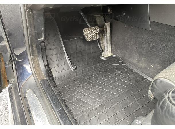 Gummimatter til BMW 5 ser. E60/E61 | gytisautek.no
