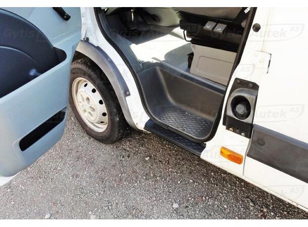 Innstigningslister i plast til Iveco Daily 2007-2013 | gytisautek.no