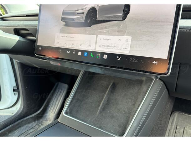 Oppbevaringsboks under skjerm Tesla Model Y 2025-> Juniper 