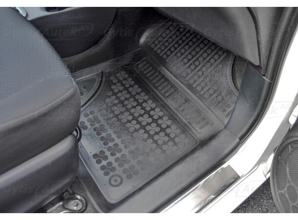 Toyota Yaris 2010-2014 gulvmatter | gytisautek.no