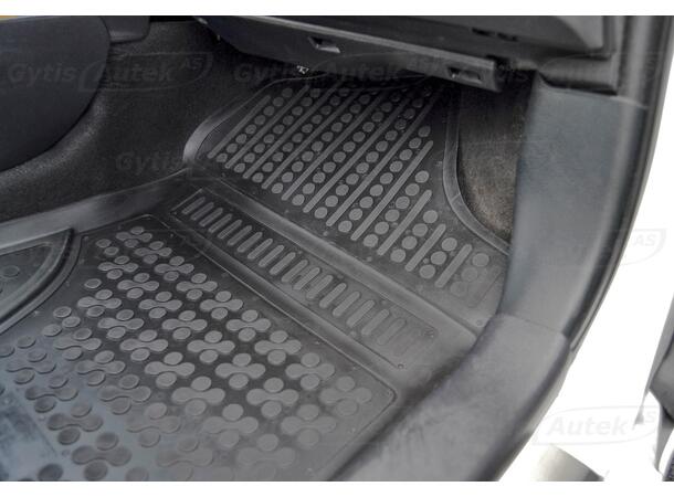 Toyota Yaris 2010-2014 gulvmatter | gytisautek.no
