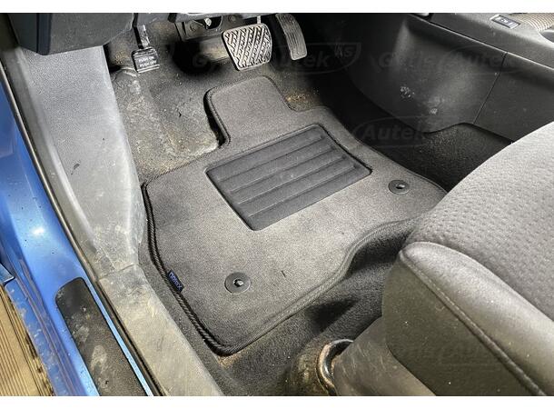 Gulvmatter i stoff til Nissan Leaf 2011-2017 | gytisautek.no