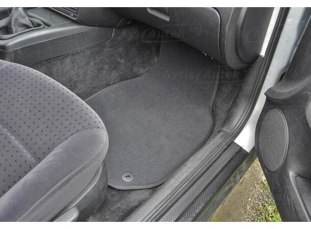 Gulvmatter i stoff til VW Passat B5 1996-2005 | gytisautek.no