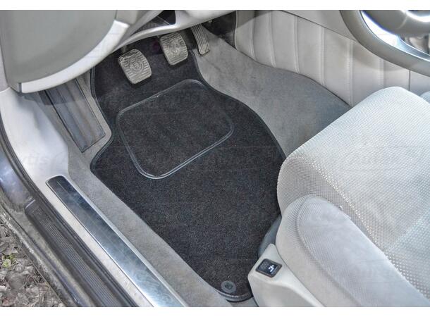 Gulvmatter i stoff til Alfa Romeo 166 1999-2007 | gytisautek.no
